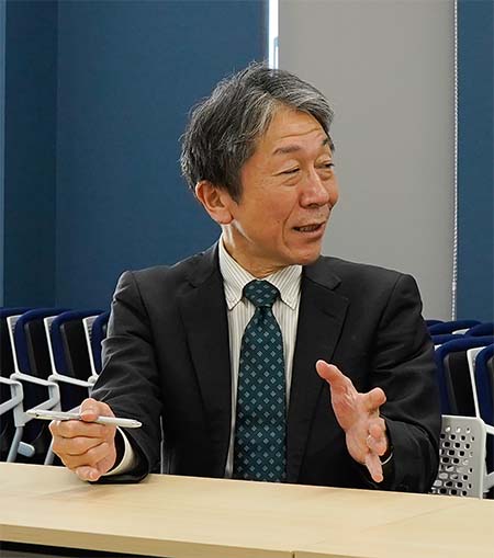 株式会社巴コーポレーション　取締役　専務執行役員　三木 康裕 様